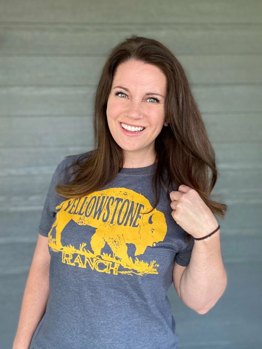 * Little Bear Boutique Yellowstone Ranch Tee Hot