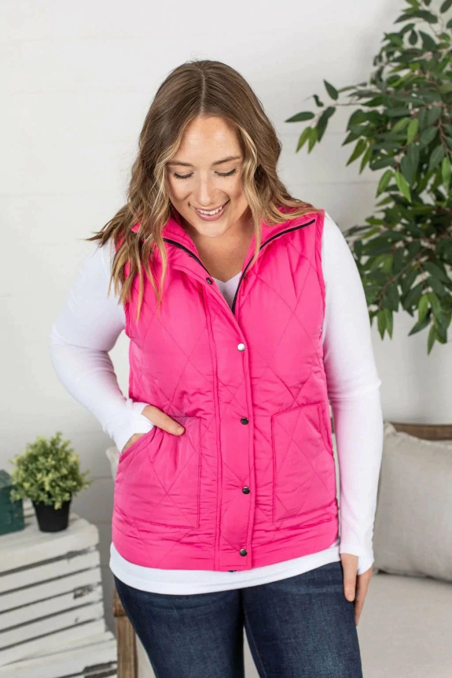 * Michelle Mae Remy Zip Up Vest Bright Pink Best