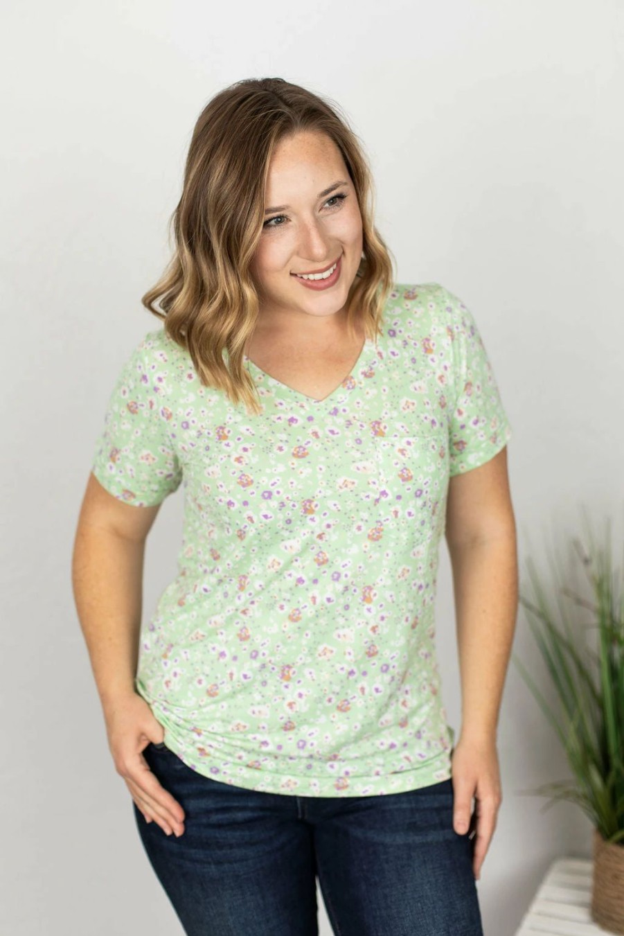 * Michelle Mae Sophie Classic Pocket Tee Green Ditsy Floral Wholesale