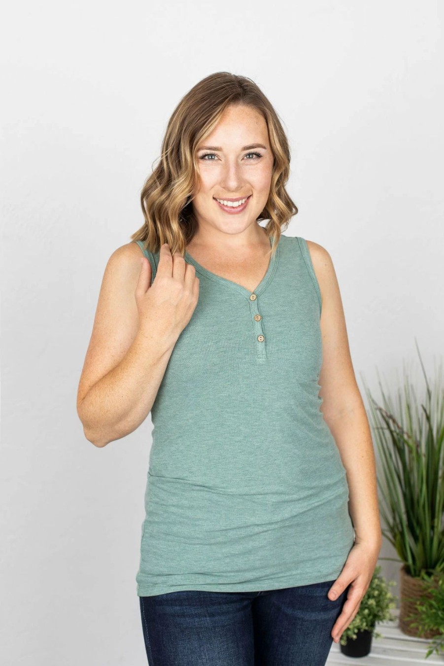 * Michelle Mae Addison Henley Tank Heathered Sage Online