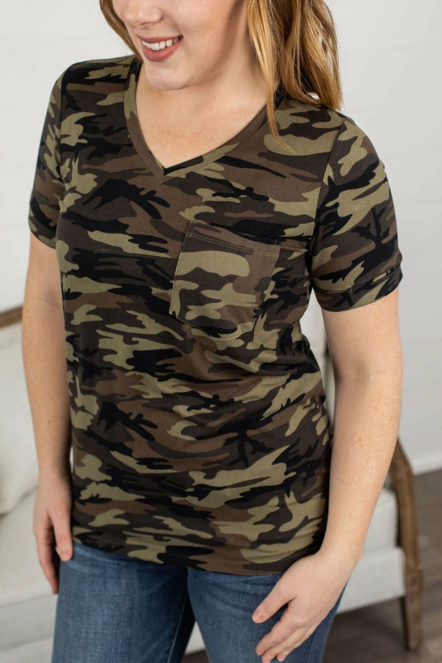 * Michelle Mae Sophie Classic Pocket Tee Camo Best