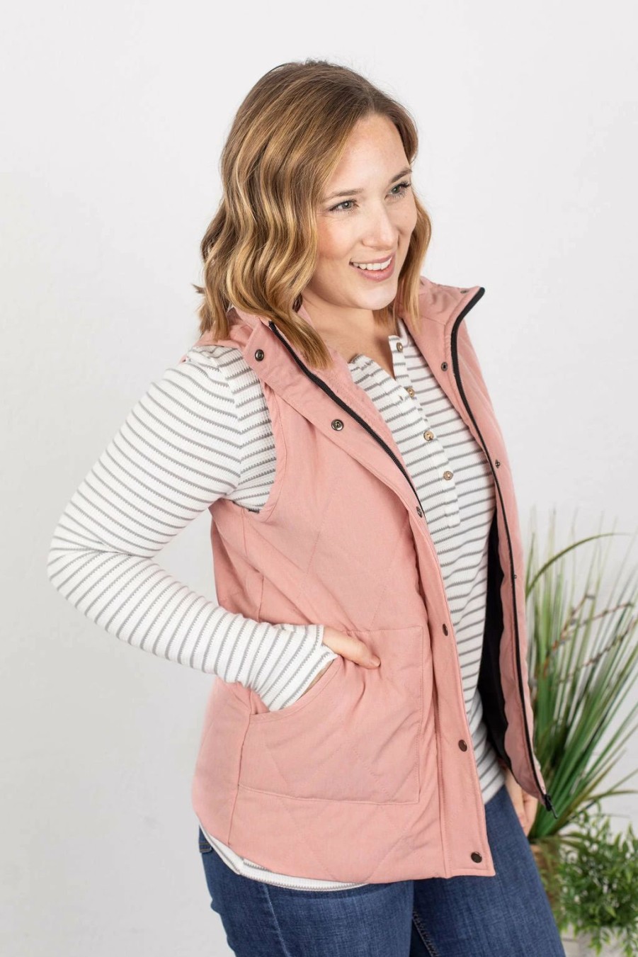 * Michelle Mae Remy Zip Up Vest Heathered Pink Hot