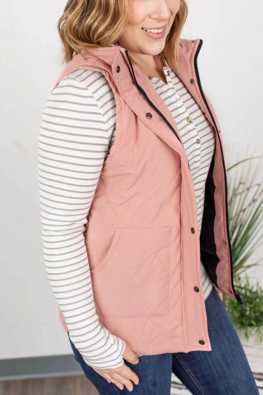 * Michelle Mae Remy Zip Up Vest Heathered Pink Hot